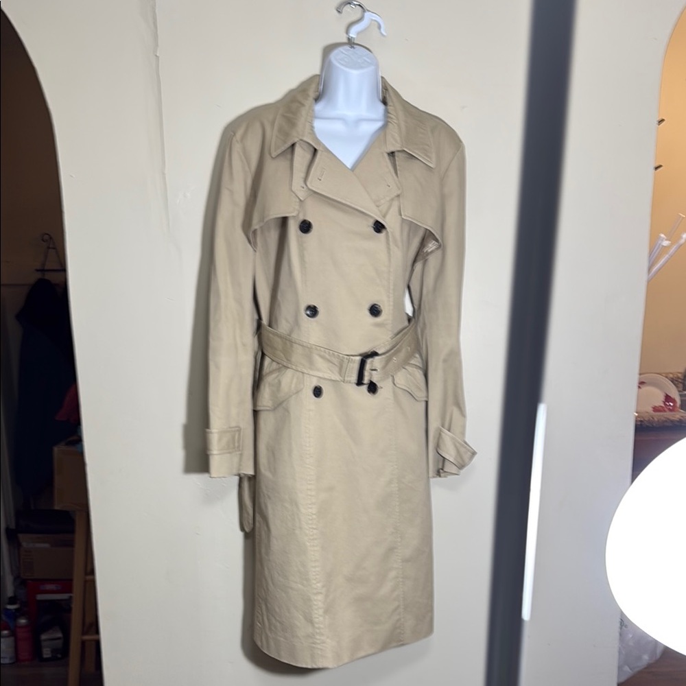 Ann Taylor Tan Trench Coat with Wide Lapels